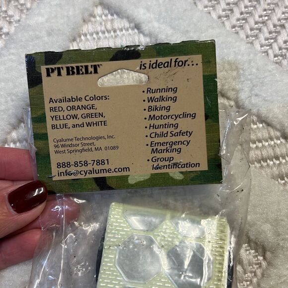 PT BELT - WHITE PT BELTS – GLOWS AND REFLECTS! - Picture 5 of 6